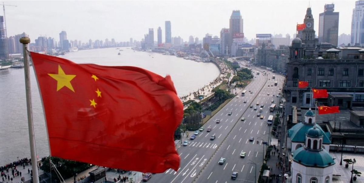China enfrenta desafíos económicos mientras los mercados globales tiemblan